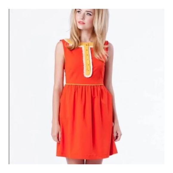 dear creatures Dresses & Skirts - Rare dear creatures brand Mod style dress Sz-L with pockets 😍🧡💛